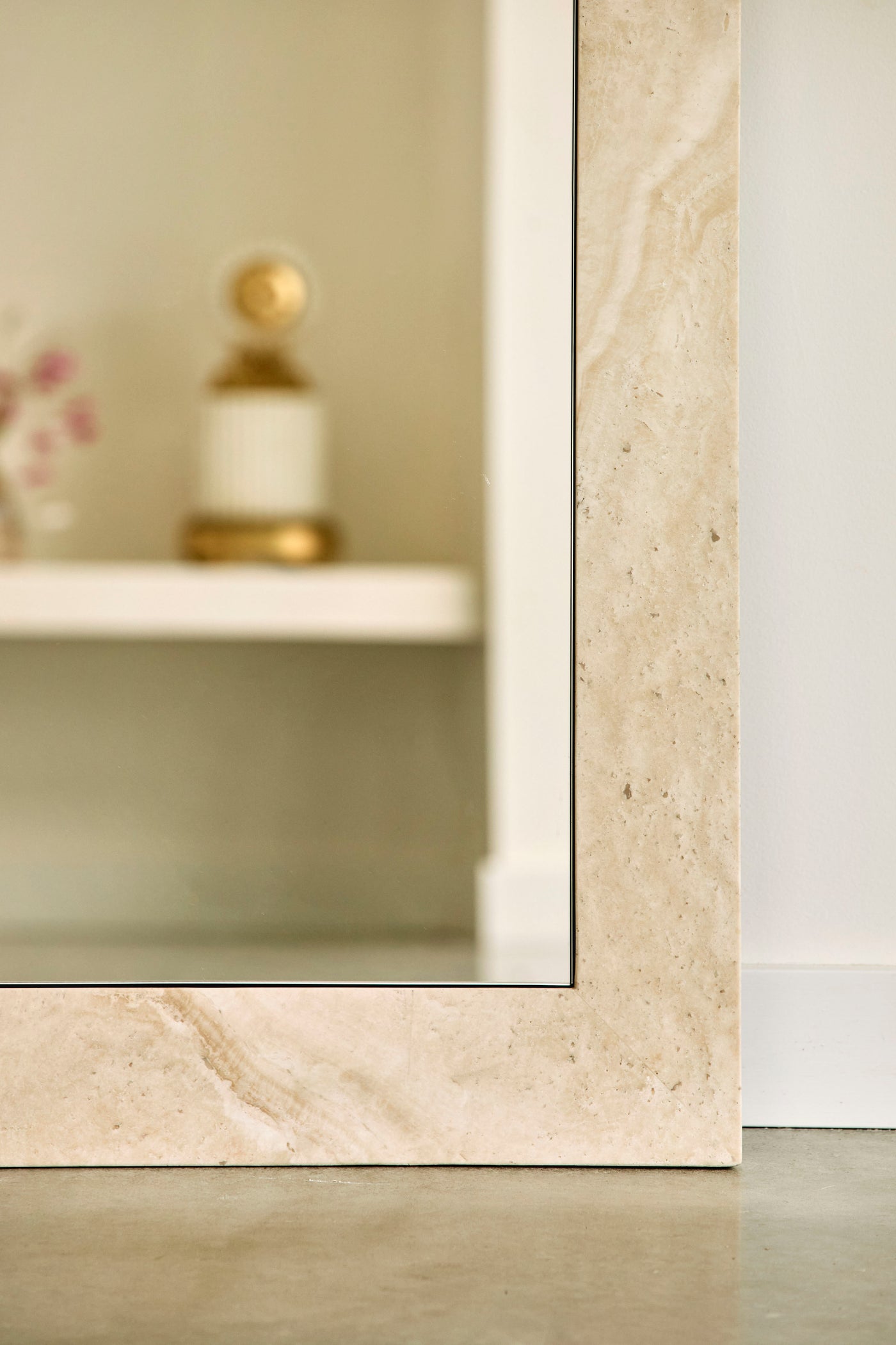 Zehra Mirror - Crema Travertine